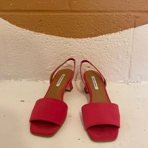 Brand new About Arianne Joan shoes 39Europe ( 8.5 us)